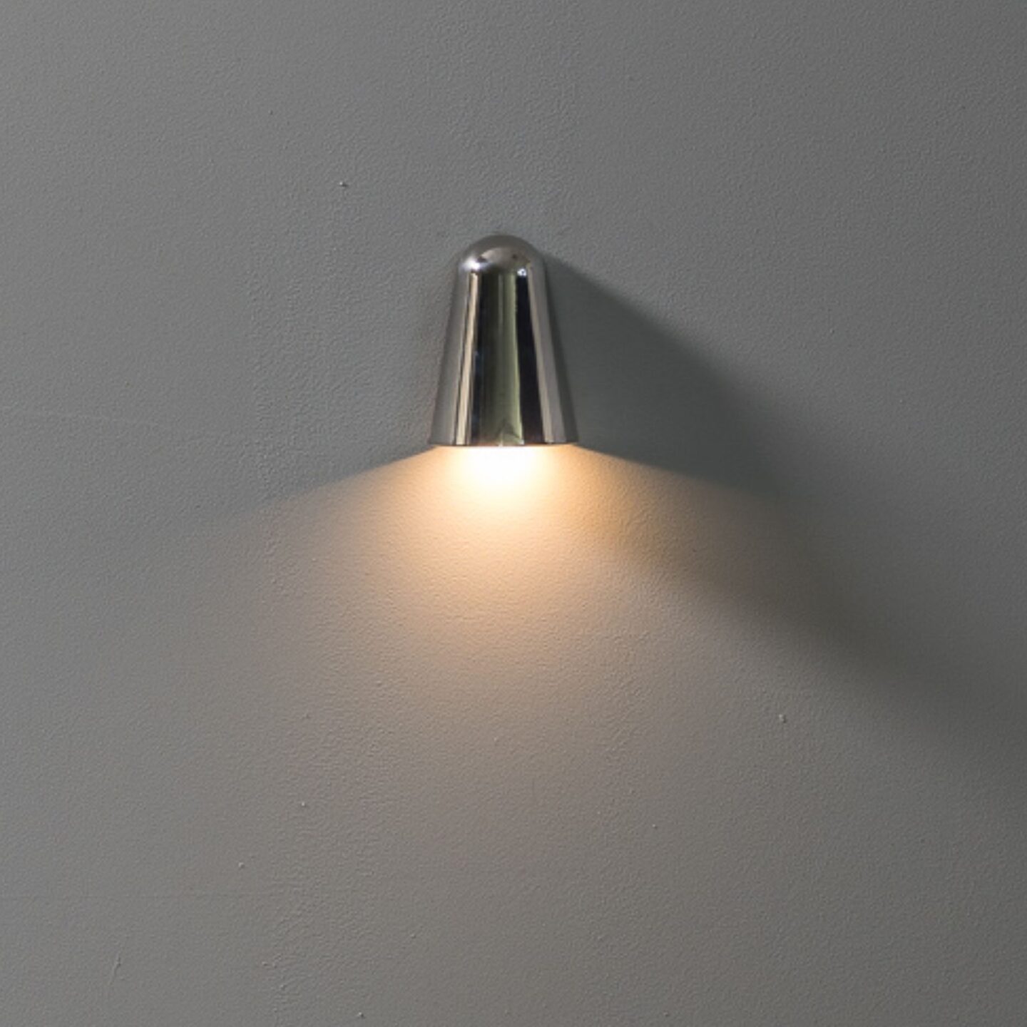 Cove Wall W1 Stainless Steel Polished